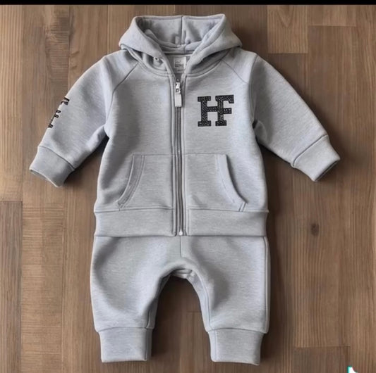 Baby sweatsuit